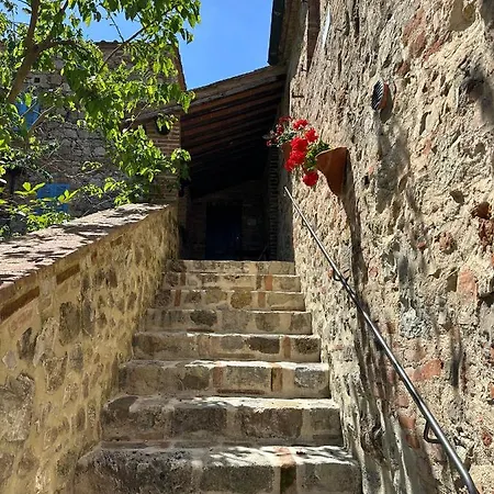 Borgo Tignano Apartment Casole d'Elsa Exterior photo