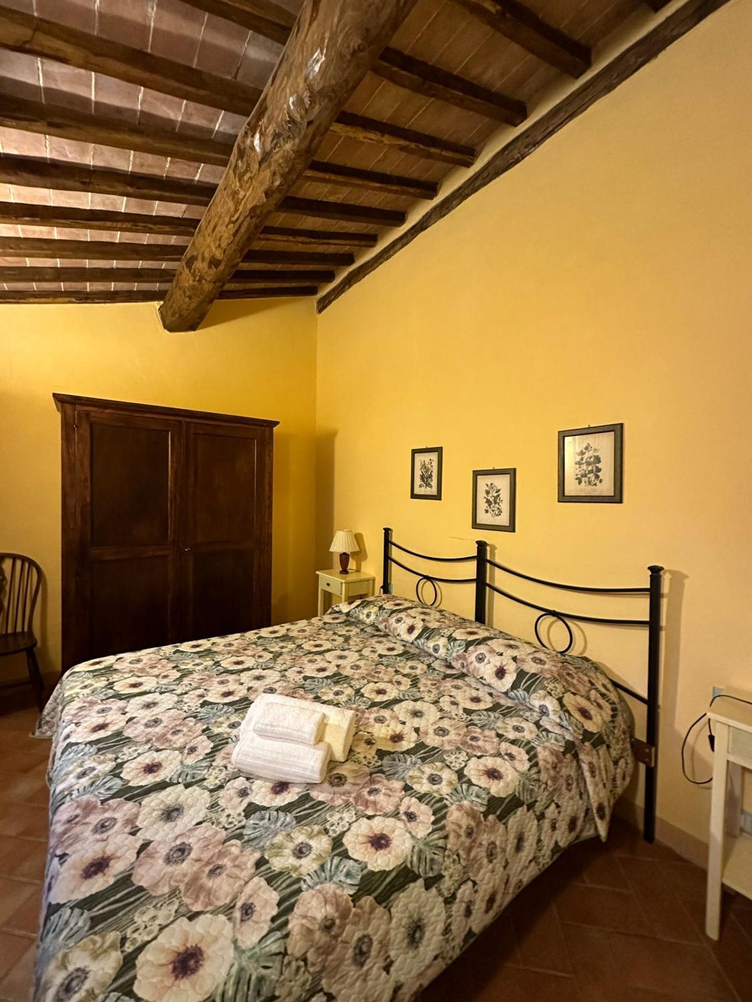 Borgo Tignano Apartment Casole d'Elsa
