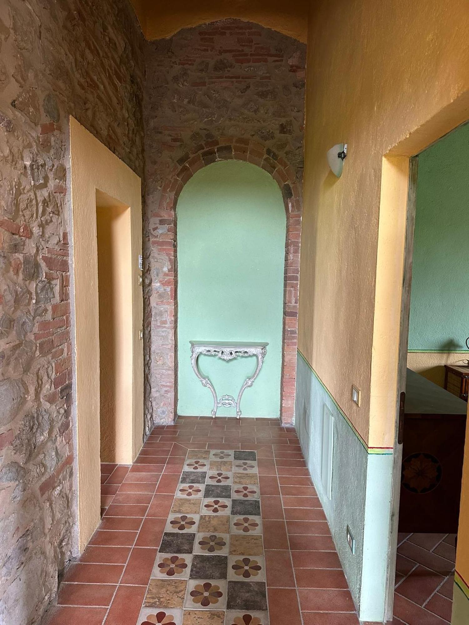 Apartment Borgo Tignano Casole d'Elsa