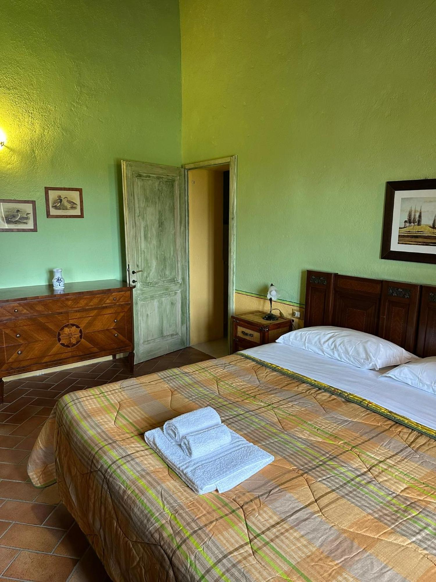 Borgo Tignano * Casole d'Elsa